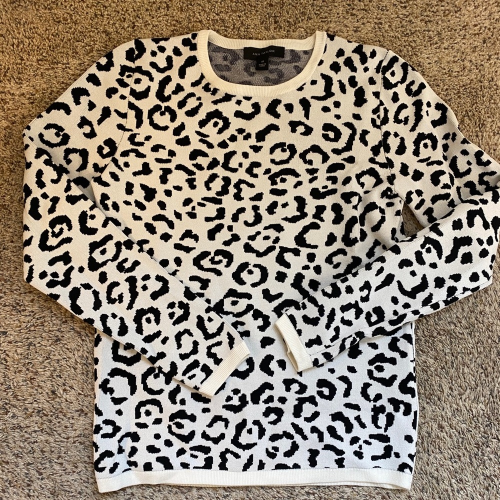 Ann Taylor Animal Print Sweater XS